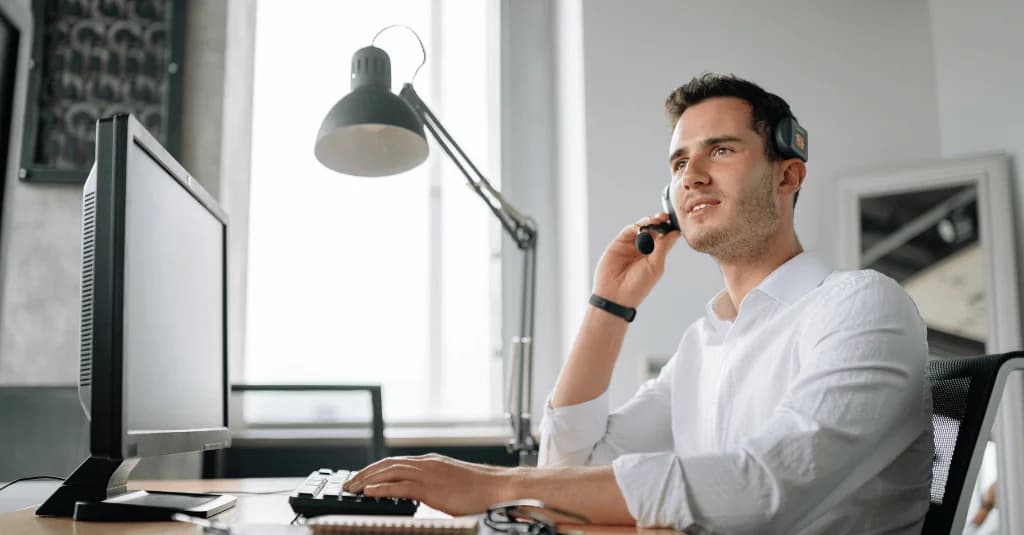 AI Voice Agent an Menschen übergeben: der Guide 2026